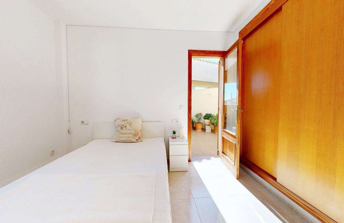 Bright apartment in Campanet offering terraces, parking and views
